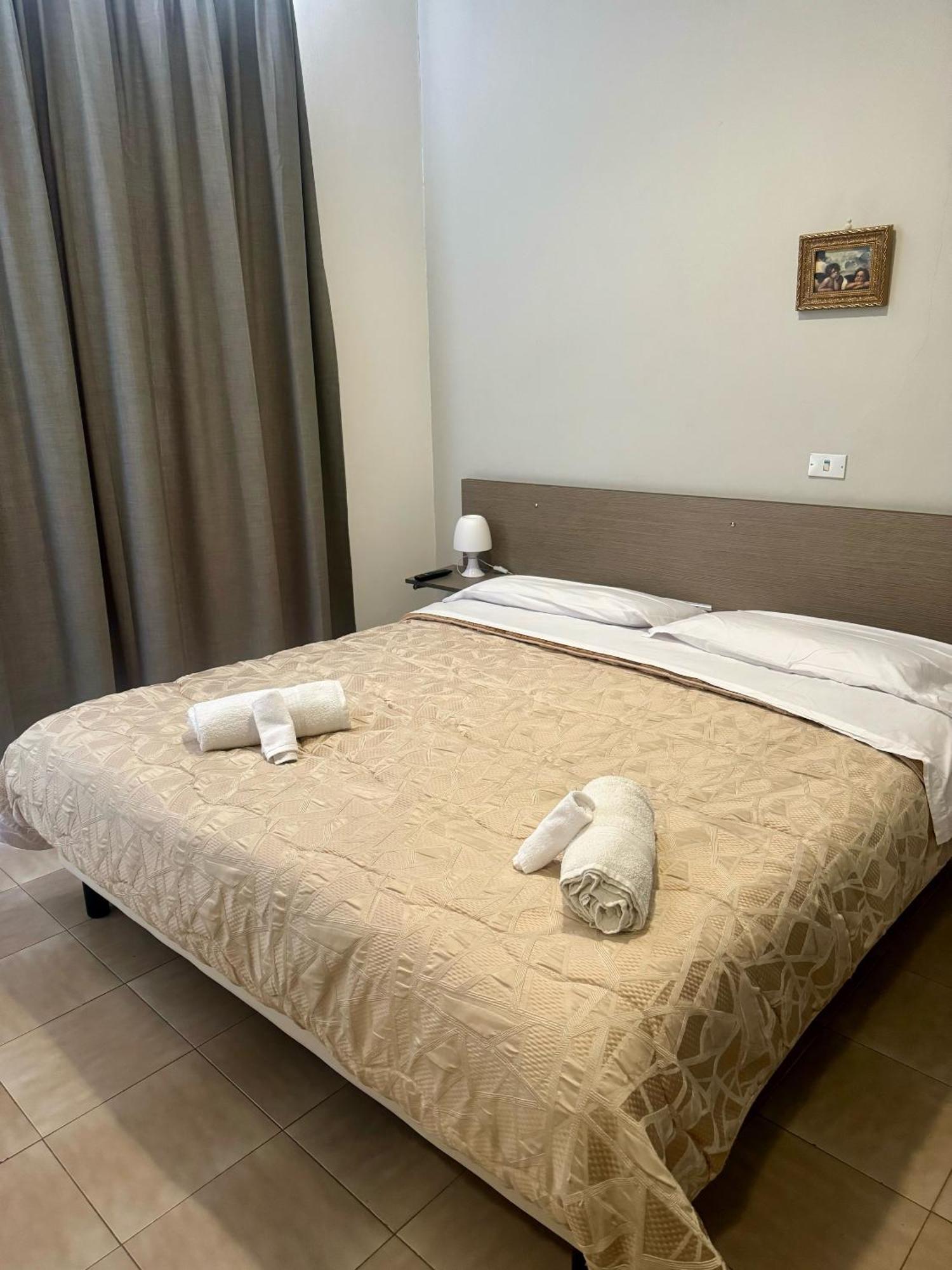 Hotel Il Santuario - Pompeja Zewnętrze zdjęcie