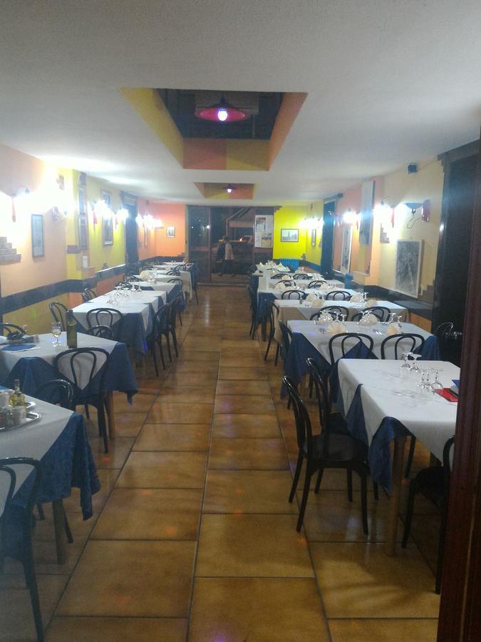 Hotel Il Santuario - Pompeja Zewnętrze zdjęcie