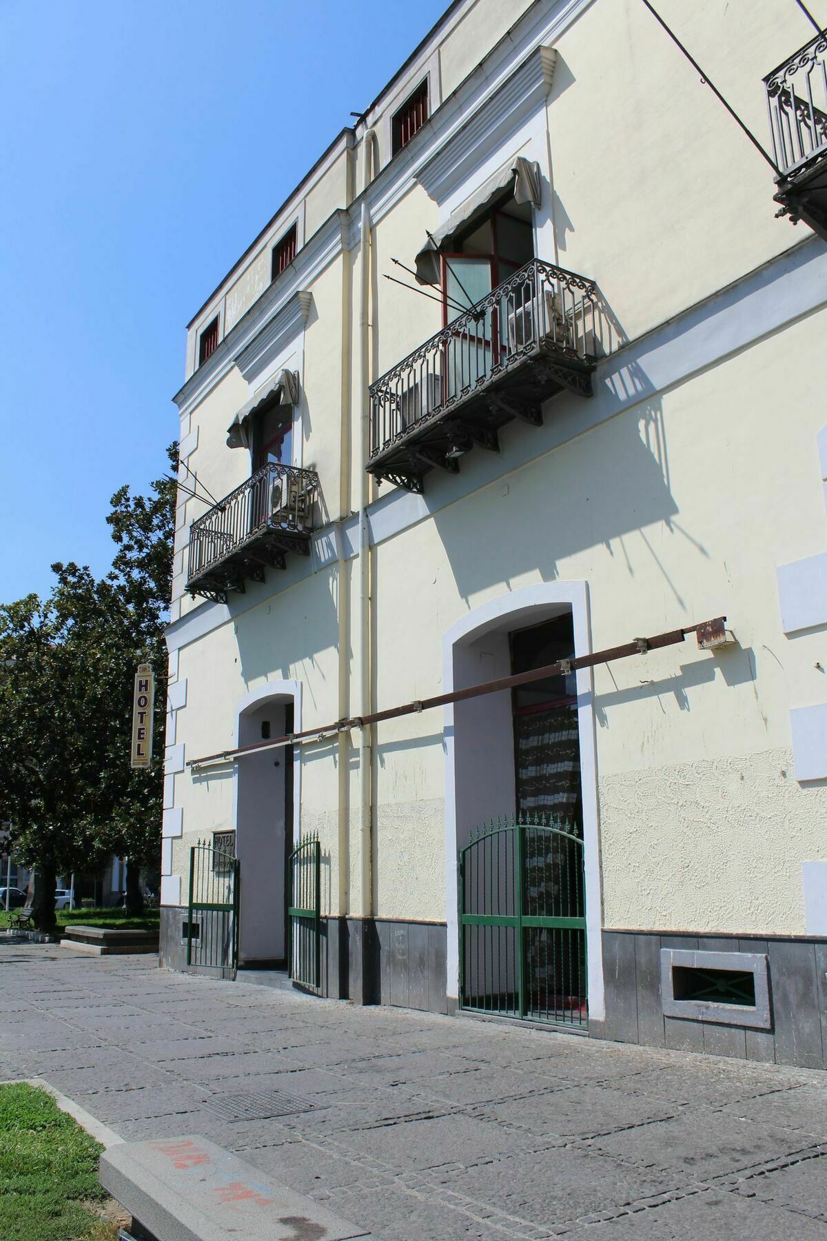 Hotel Il Santuario - Pompeja Zewnętrze zdjęcie
